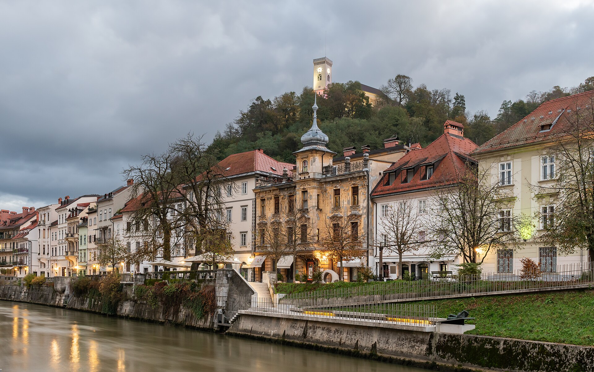 Ljubljana Travel System: Alps & Lake Bled Modules